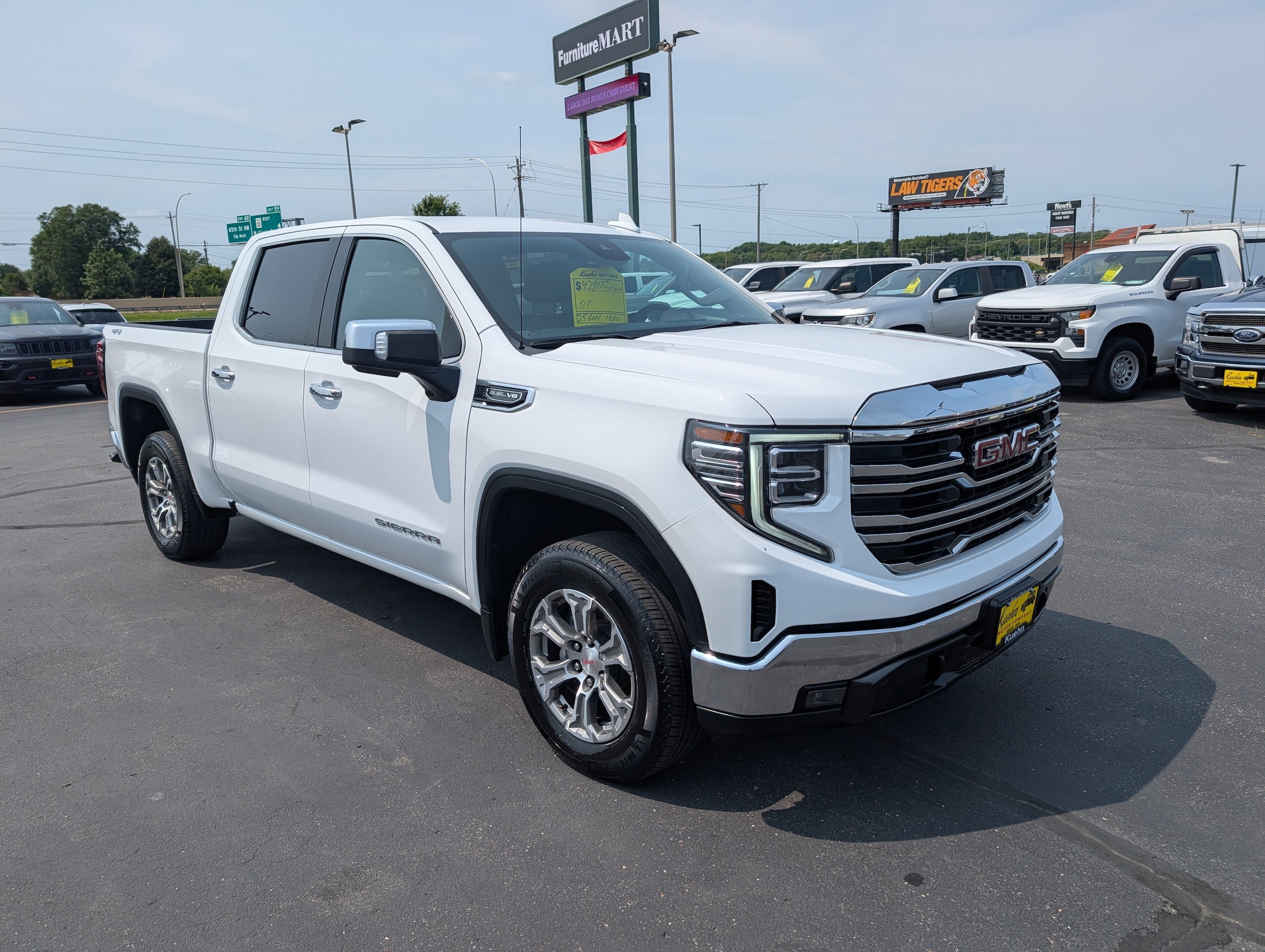 gmc sierra 1500 2025 3GTUUDED7SG303901 image gmc sierra 1500 2025 3GTUUDED7SG303901 image